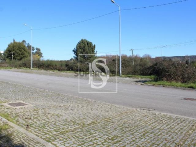 Terreno venda em Valongo, Porto