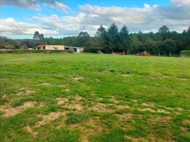 Terreno en venta en Abegondo