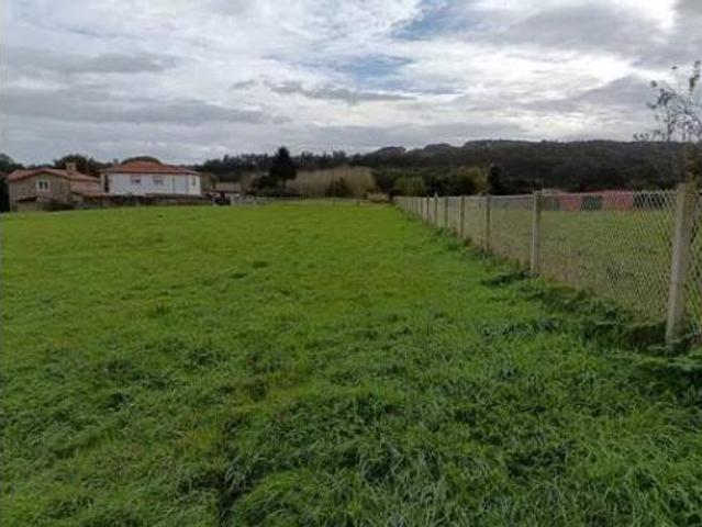 Terreno en venta en Abegondo