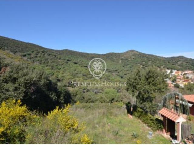 Terreno en venta en Mas Coll, Alella