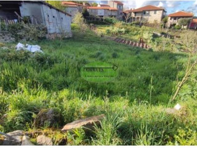 Terreno en venta en Os Penedos, Allariz