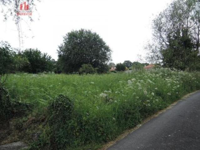 Terreno en venta en Poutás, Amoeiro