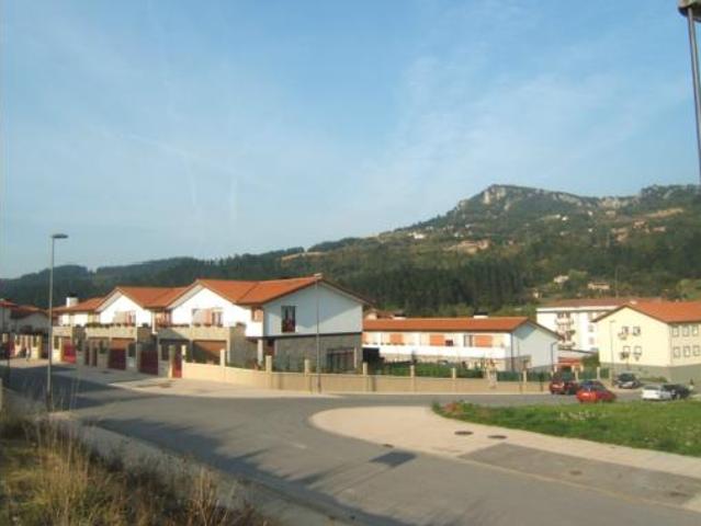 Terreno en venta en Launtzain, Areatza