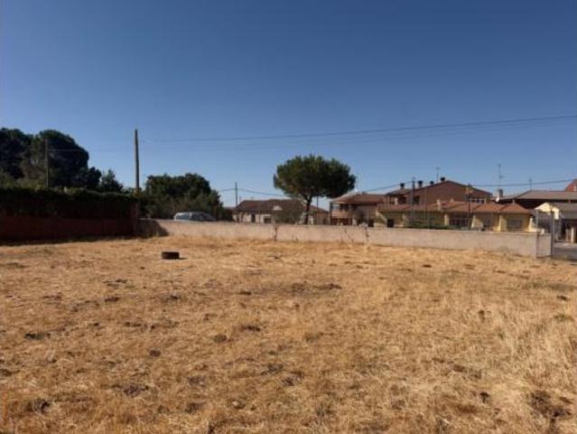 Terreno en venta en Gemuño, Ávila