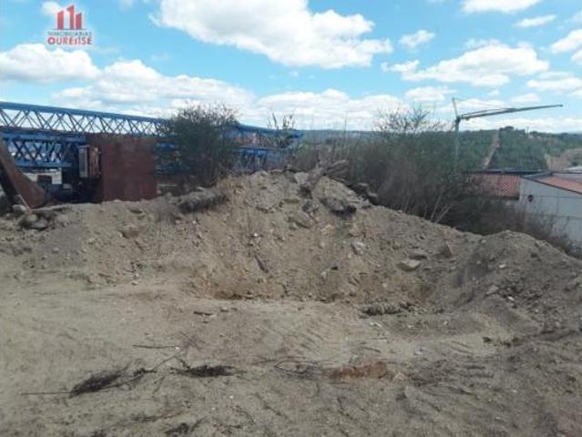Terreno en venta en A Moura, Barbadás
