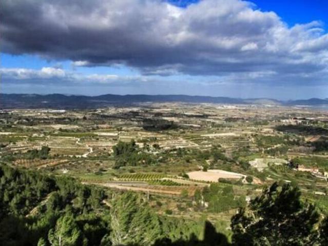 Terreno en venta en Bèlgida, València / Valencia