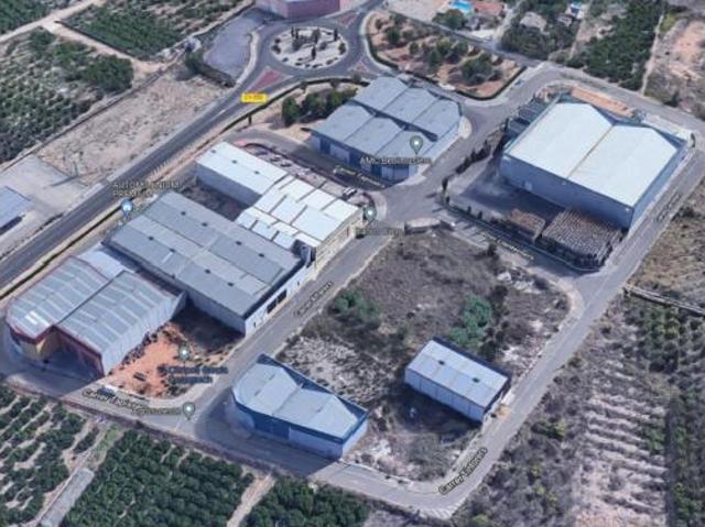Terreno en venta en Benimuslem, València / Valencia