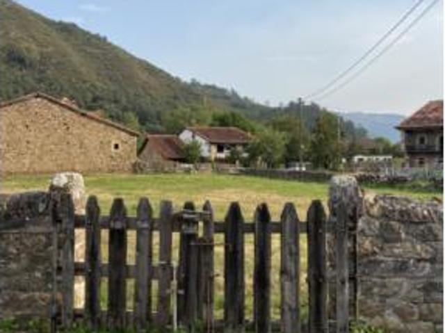 Terreno en venta en Valle, Cabuérniga