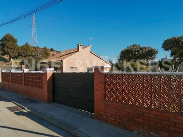 Terreno en venta en Castellbisbal, Barcelona