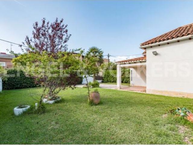 Terreno en venta en Lluminetes, Castelldefels