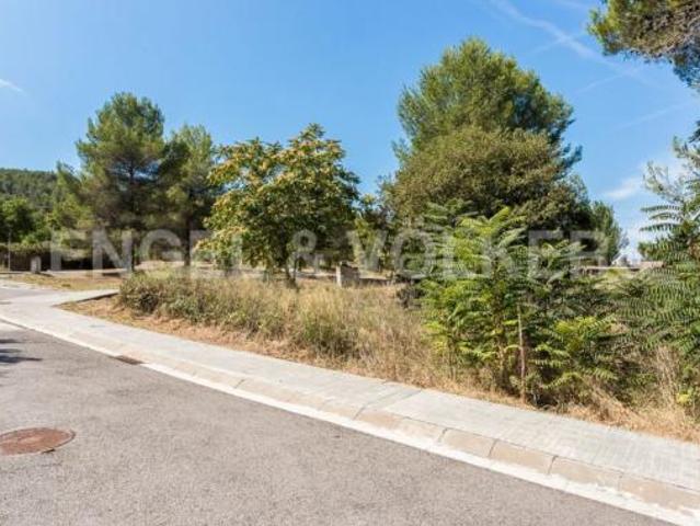 Terreno en venta en Miralles, Castellví de Rosanes