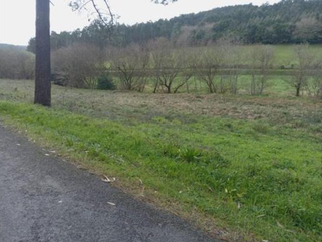 Terreno en venta en Cee