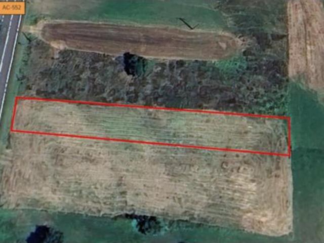 Terreno en venta en Cee