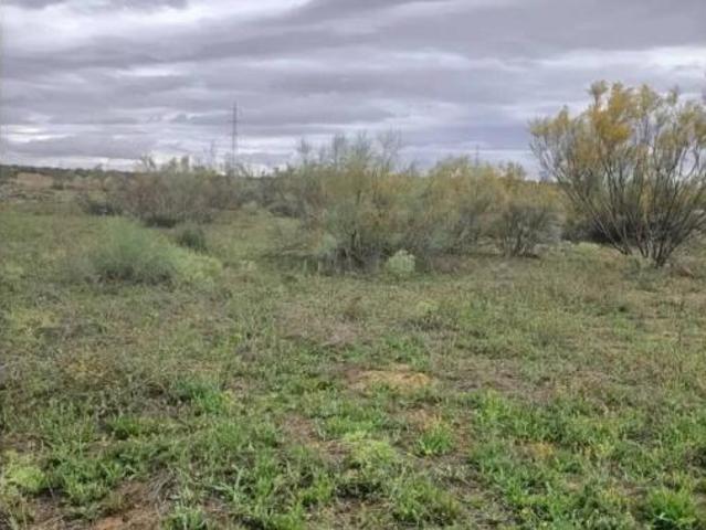 Terreno en venta en Chueca, Toledo