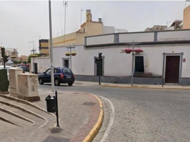Terreno en venta en Dos Hermanas, Sevilla