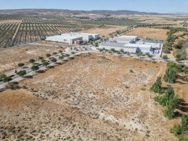 Terreno en venta en Parque Metropolitano Industrial y Tecnológico, Escúzar