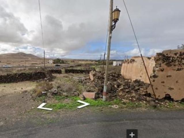 Terreno en venta en Lalín