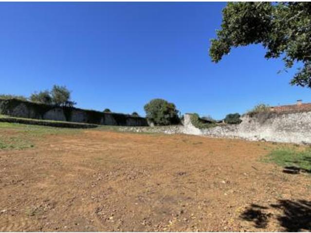 Terreno en venta en Llanes