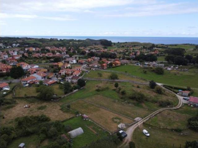 Terreno en venta en Parres, Llanes