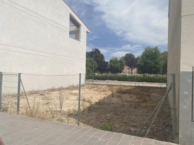 Terreno en venta en Llíria, València / Valencia