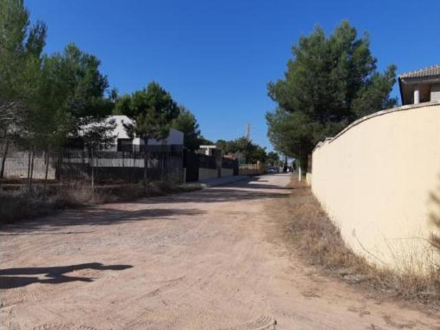 Terreno en venta en la Presa, Manises