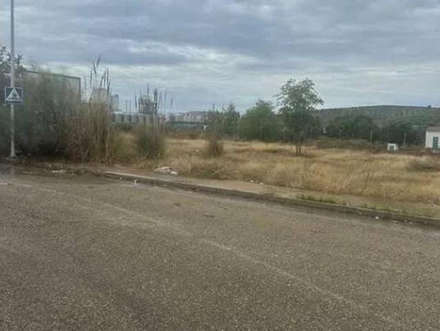 Terreno en venta en Mengíbar, Jaén