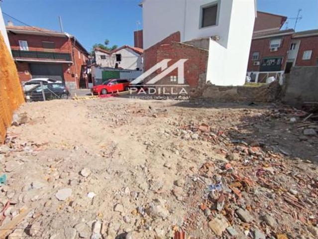 Terreno en venta en Urbanización Las Viñas, Méntrida