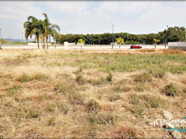 Terreno en venta en Platja de Miramar, Miramar