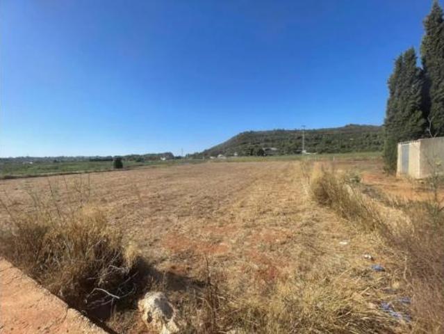 Terreno en venta en Montserrat, València / Valencia