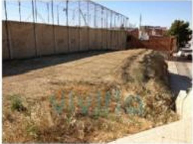 Terreno en venta en Montserrat, València / Valencia