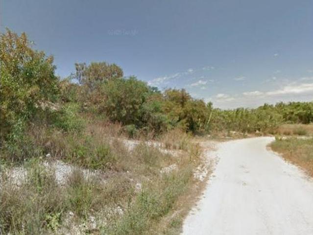 Terreno en venta en Oliva, València / Valencia