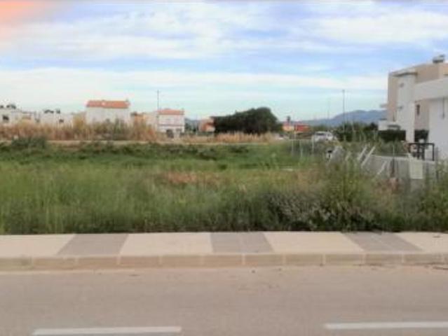 Terreno en venta en Oliva, València / Valencia