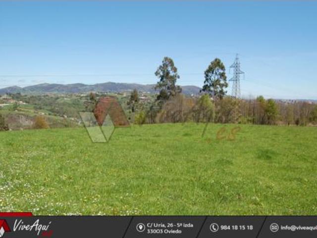 Terreno en venta en Urbanización El Bosque, Oviedo