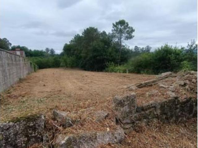 Terreno en venta en Angoares, Ponteareas
