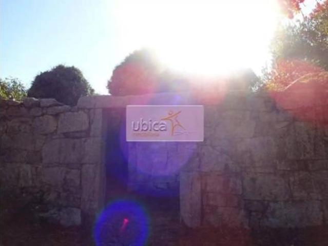 Terreno en venta en Angoares, Ponteareas