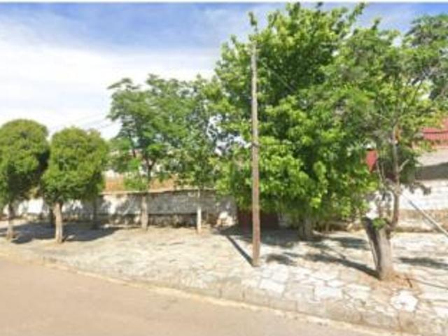 Terreno en venta en Puebla de la Reina, Badajoz