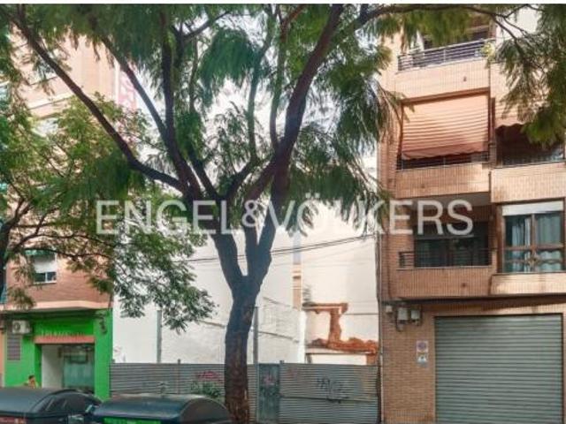 Terreno en venta en Quart de Poblet, València / Valencia