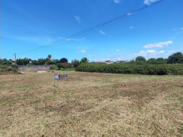 Terreno en venta en O Pomar, Sada