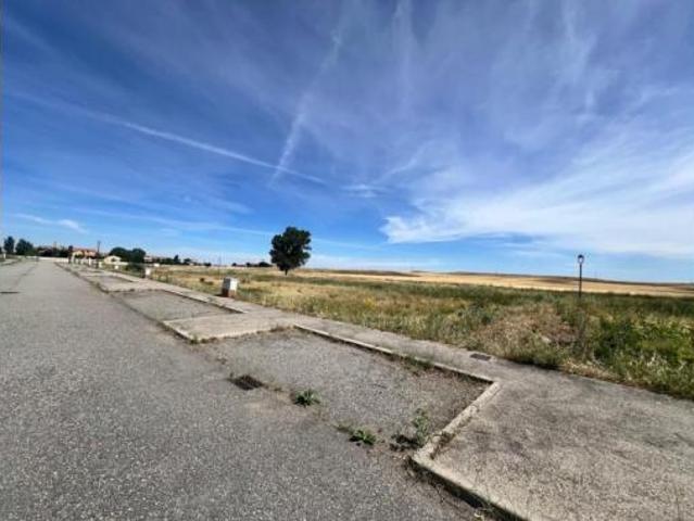 Terreno en venta en Santa María la Real de Nieva, Segovia