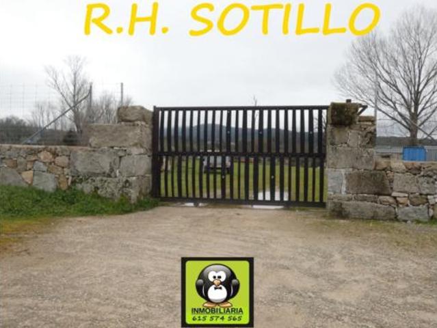 Terreno en venta en Sotillo de la Adrada, Ávila
