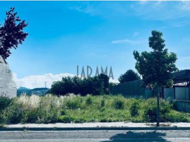 Terreno en venta en Polígono La Barrena (Servicios y Ocio), Tudela