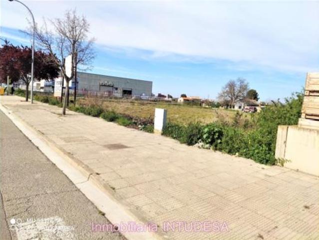 Terreno en venta en Polígono La Barrena (Servicios y Ocio), Tudela