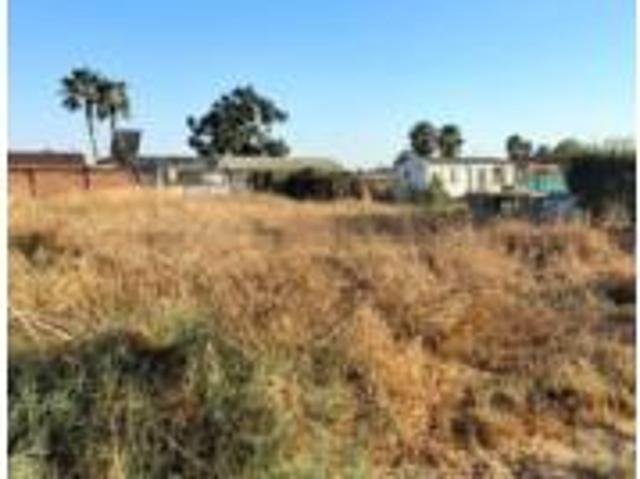 Terreno en venta en Casas Cerros, Utrera