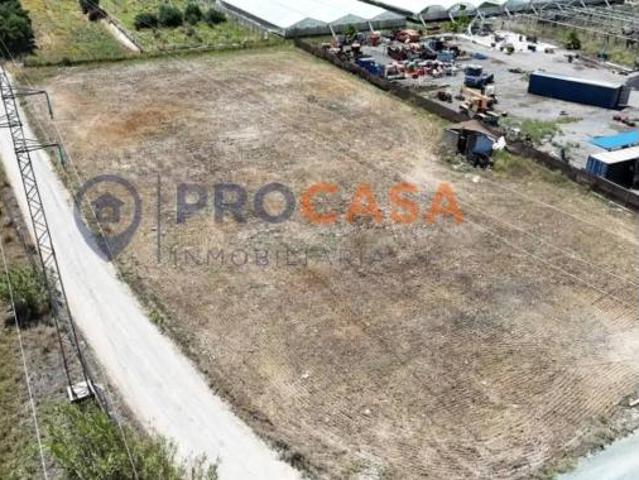 Terreno en venta en Barriada Los Salesianos, Utrera