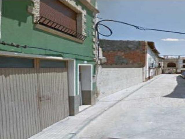 Terreno en venta en Valdealgorfa, Teruel