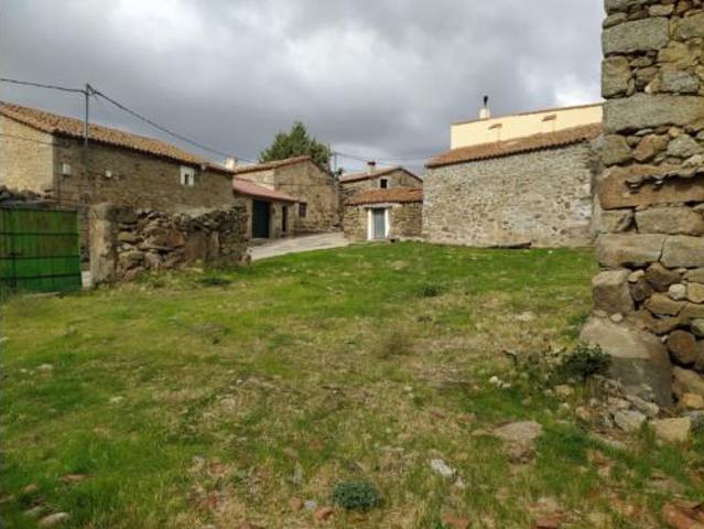 Terreno en venta en Villar de Corneja, Ávila