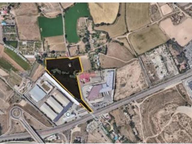 Terreno en venta en Oliver-Valdefierro, Zaragoza