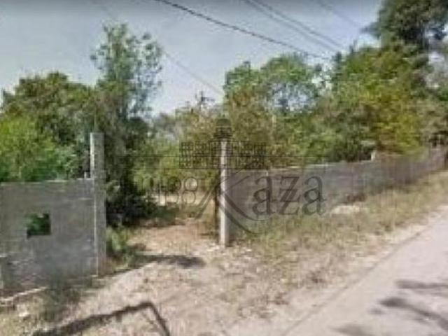 Terreno venda em Região Imediata de São José dos Campos, Região Metropolitana do Vale do Paraíba e Litoral Norte