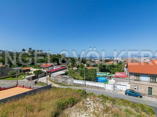 Terreno en venta en Castrelos, Vigo