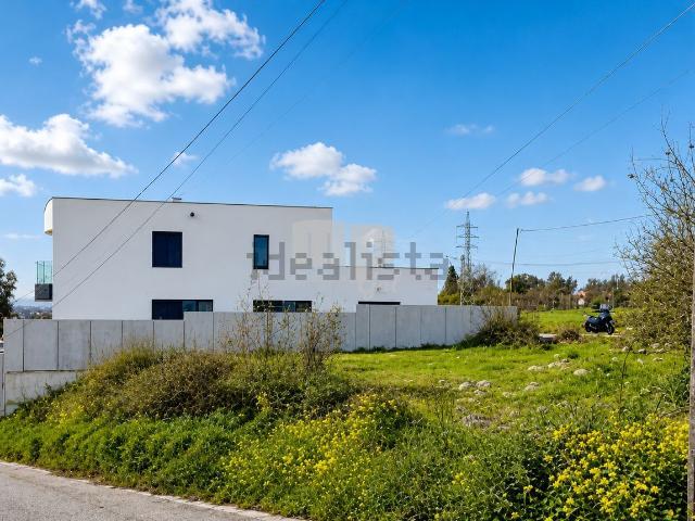 Terreno en venta en Bembrive, Vigo